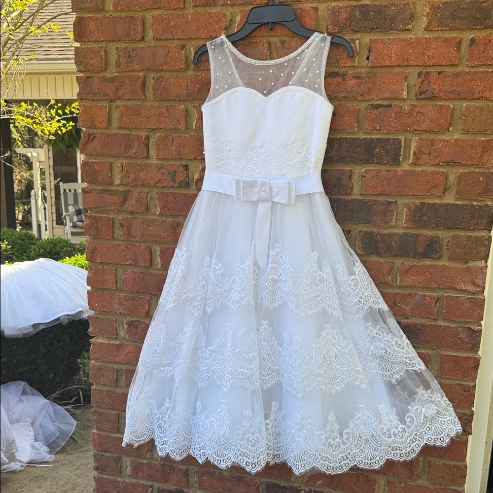 Girls White Lace Formal Dress with Bow
